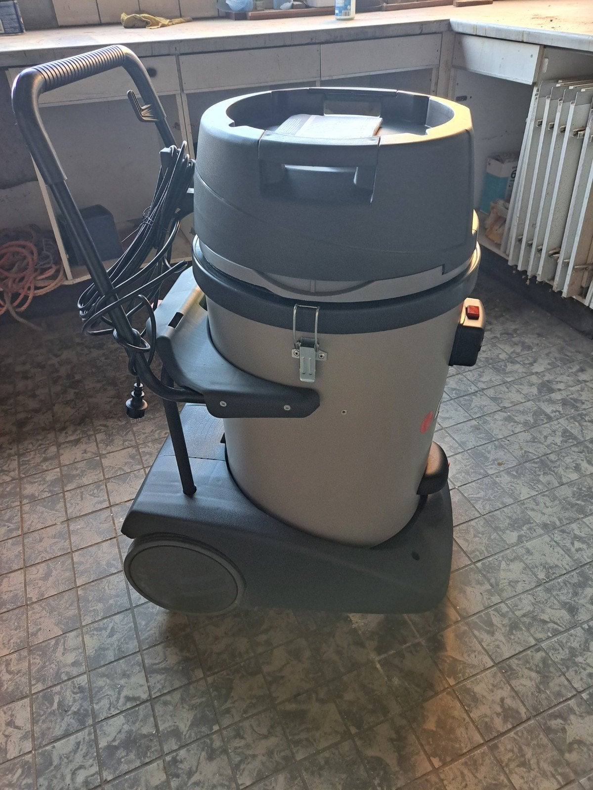 Nieuwe Nat/Droog Zuiger Comet CVP 278 PBH, Ophalen, Nieuw, Waterstofzuiger