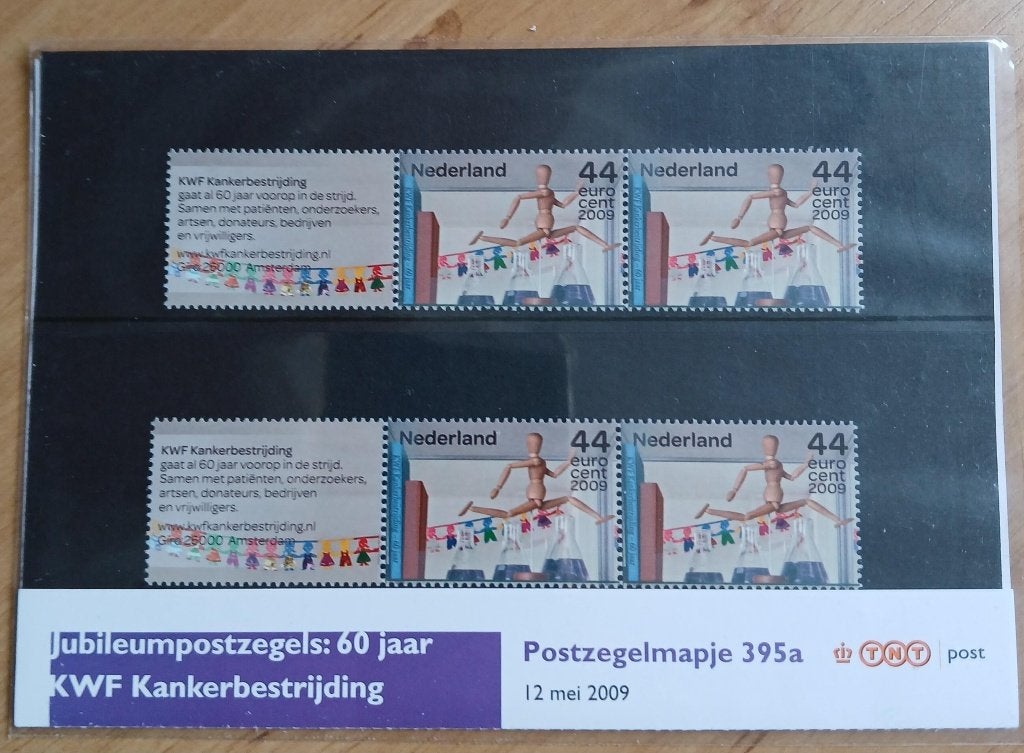 TE KOOP: Jubileumpostzegels KWF Kankerbestrijding 2009, Postzegels en Munten, Ophalen of Verzenden, Na 1940, Postfris
