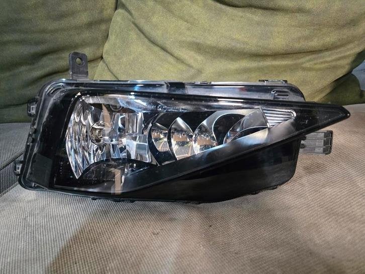 Mistlamp rechts VW Golf Sportsvan facelift bj 2017-heden, Gebruikt, Volkswagen, Wolfsburg, Ophalen of Verzenden
