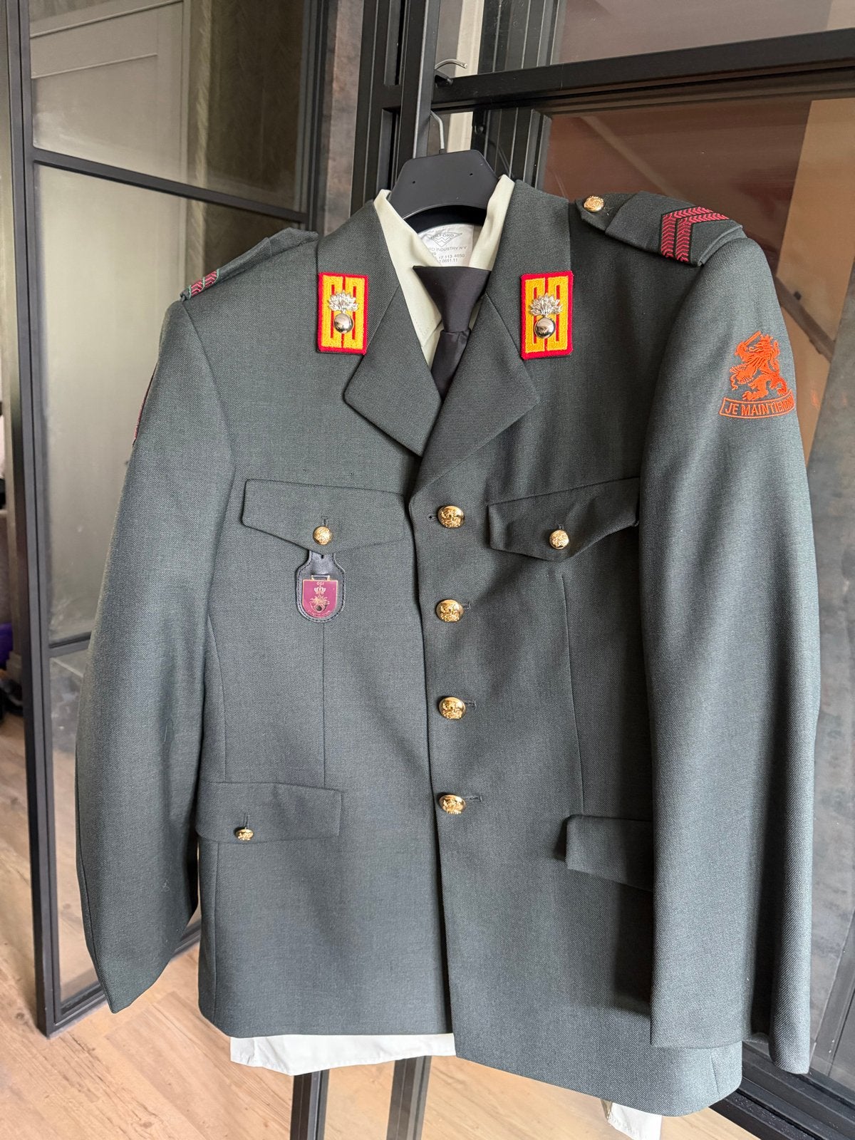 Militair uniform Landmacht - compleet met broek en riem, Ophalen of Verzenden, Landmacht, Nederland, Kleding of Schoenen