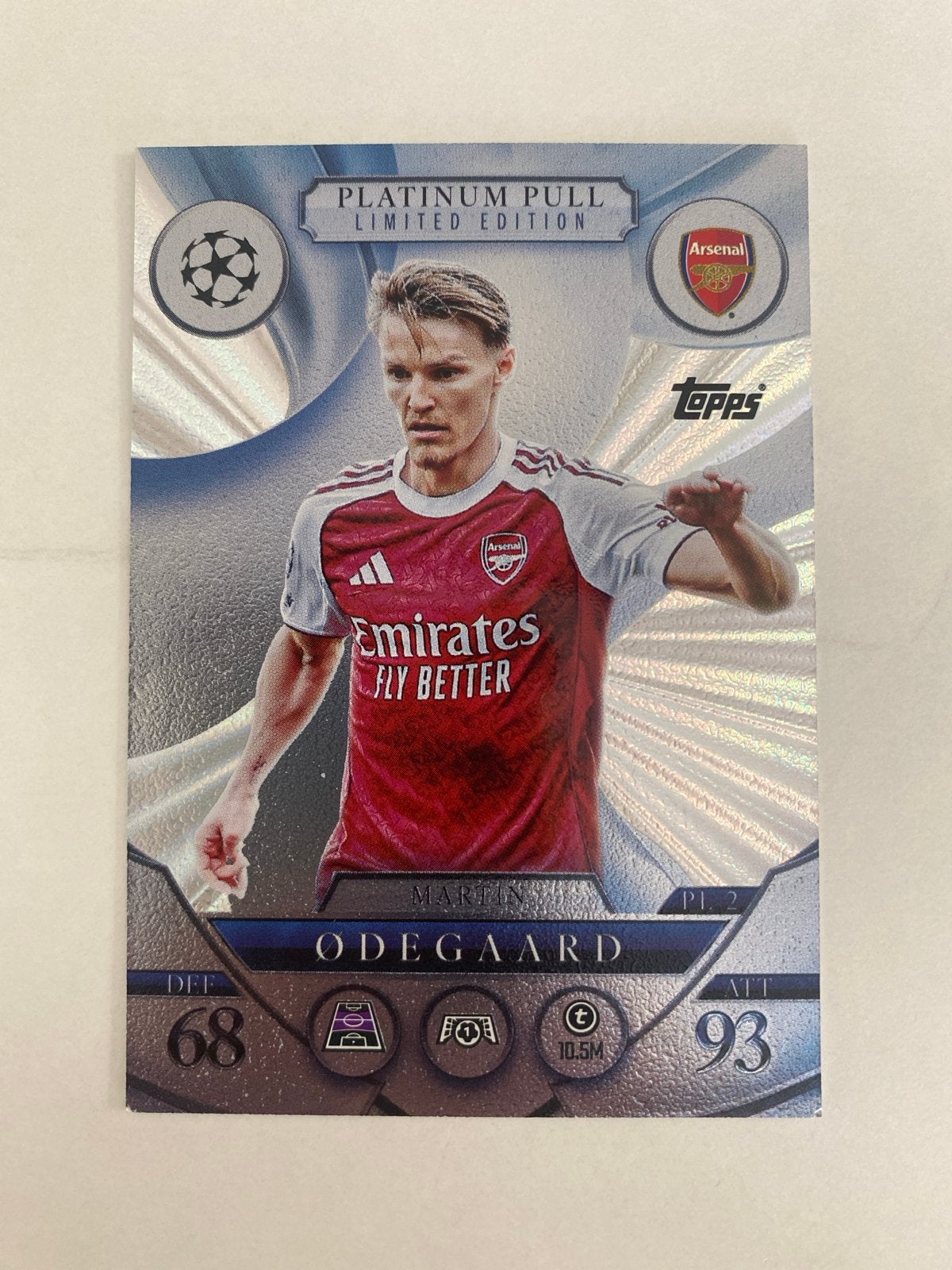 Martin Ødegaard Platinum Pull - Topps Spelerskaart Arsenal, Ophalen of Verzenden, Zo goed als nieuw, Buitenlandse clubs, Spelerskaart
