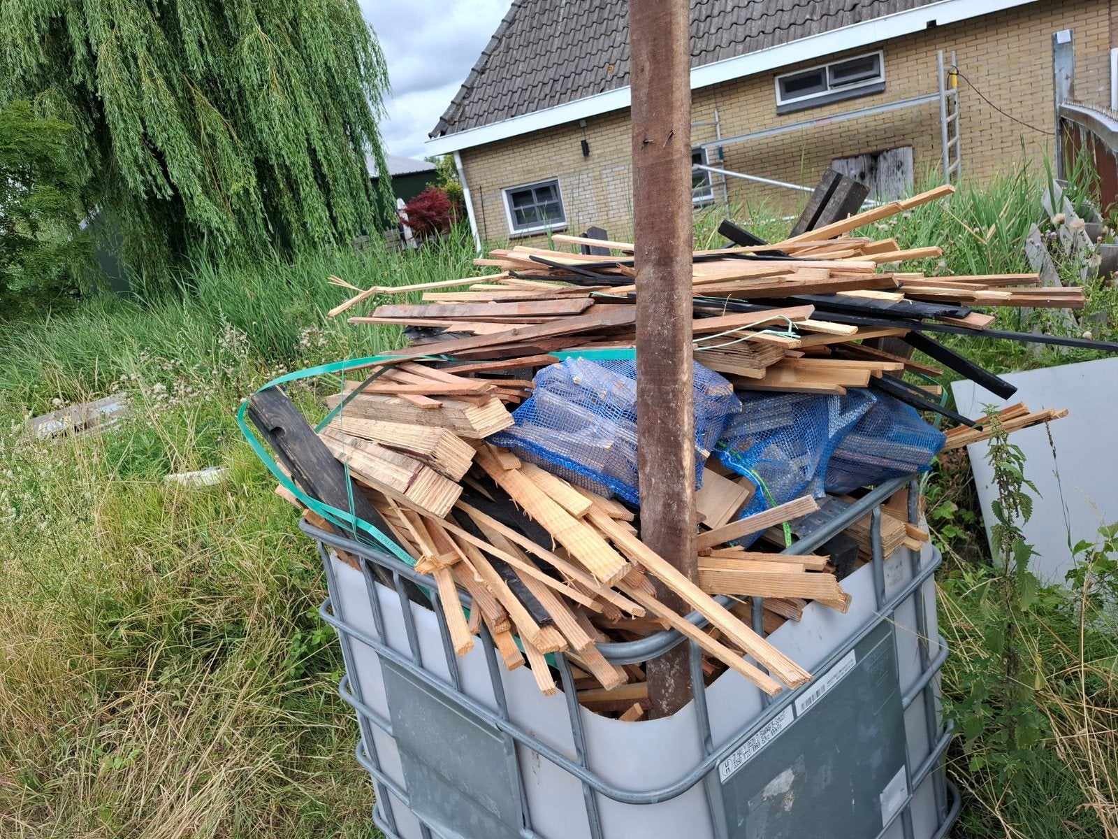 gratis bak brand haard hout gratis af te halen, Tuin en Terras, Haardhout, Minder dan 3 m³, Ophalen