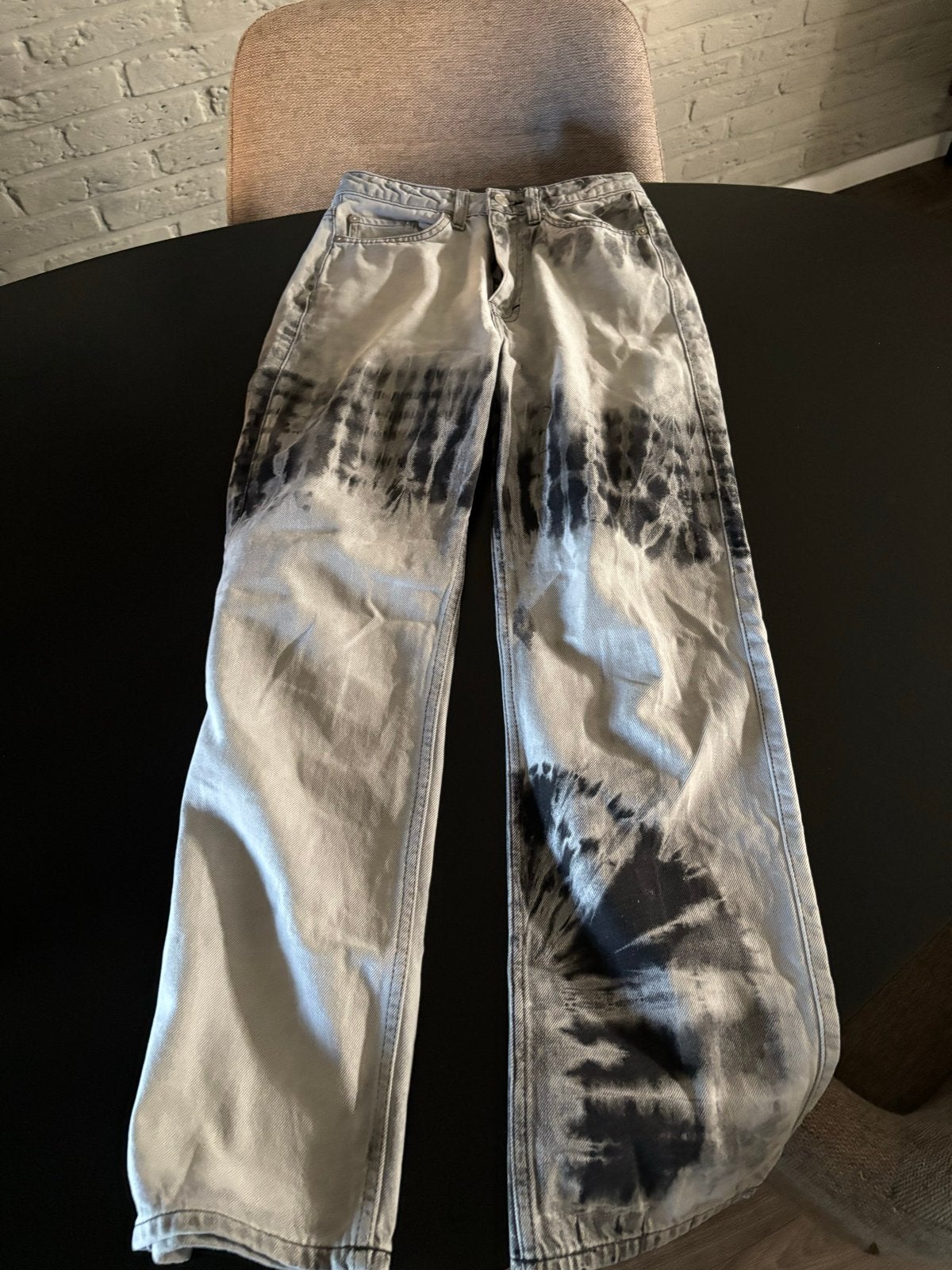 Weekday Rowe Extra High Straight Jeans grijs/zwart W25 L30, Ophalen of Verzenden, Zo goed als nieuw, Grijs, W27 (confectie 34) of kleiner