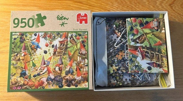 Jumbo puzzel Rien Poortvliet 'Fruit Harvest' 950 stukjes, Ophalen of Verzenden, 500 t/m 1500 stukjes, Zo goed als nieuw, Legpuzzel