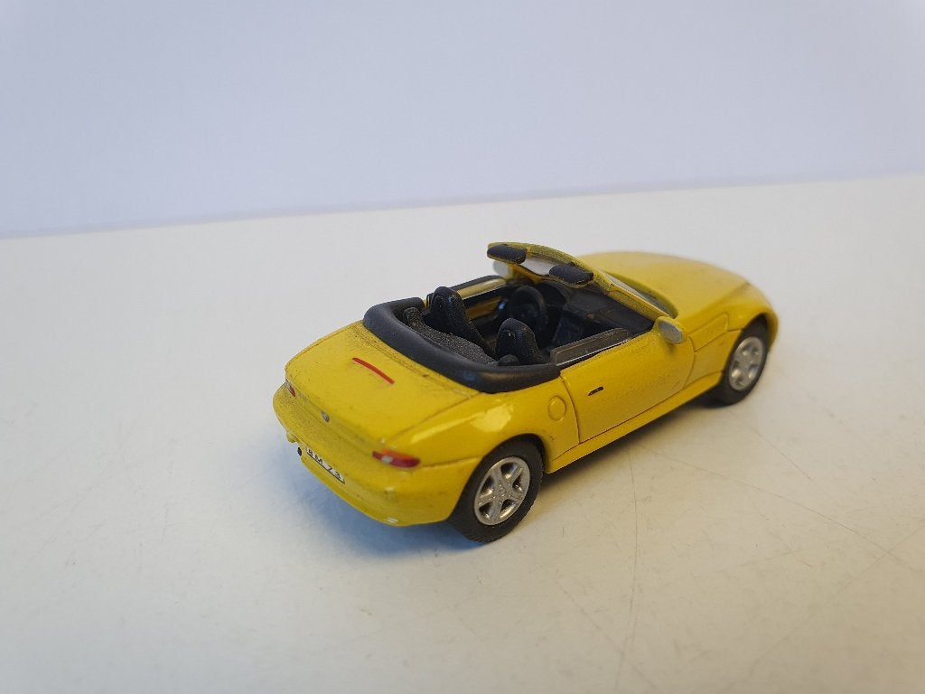 Foto 7 van HONGWELL 1:72 Personenauto’s 4 stuks z.g.a.n.