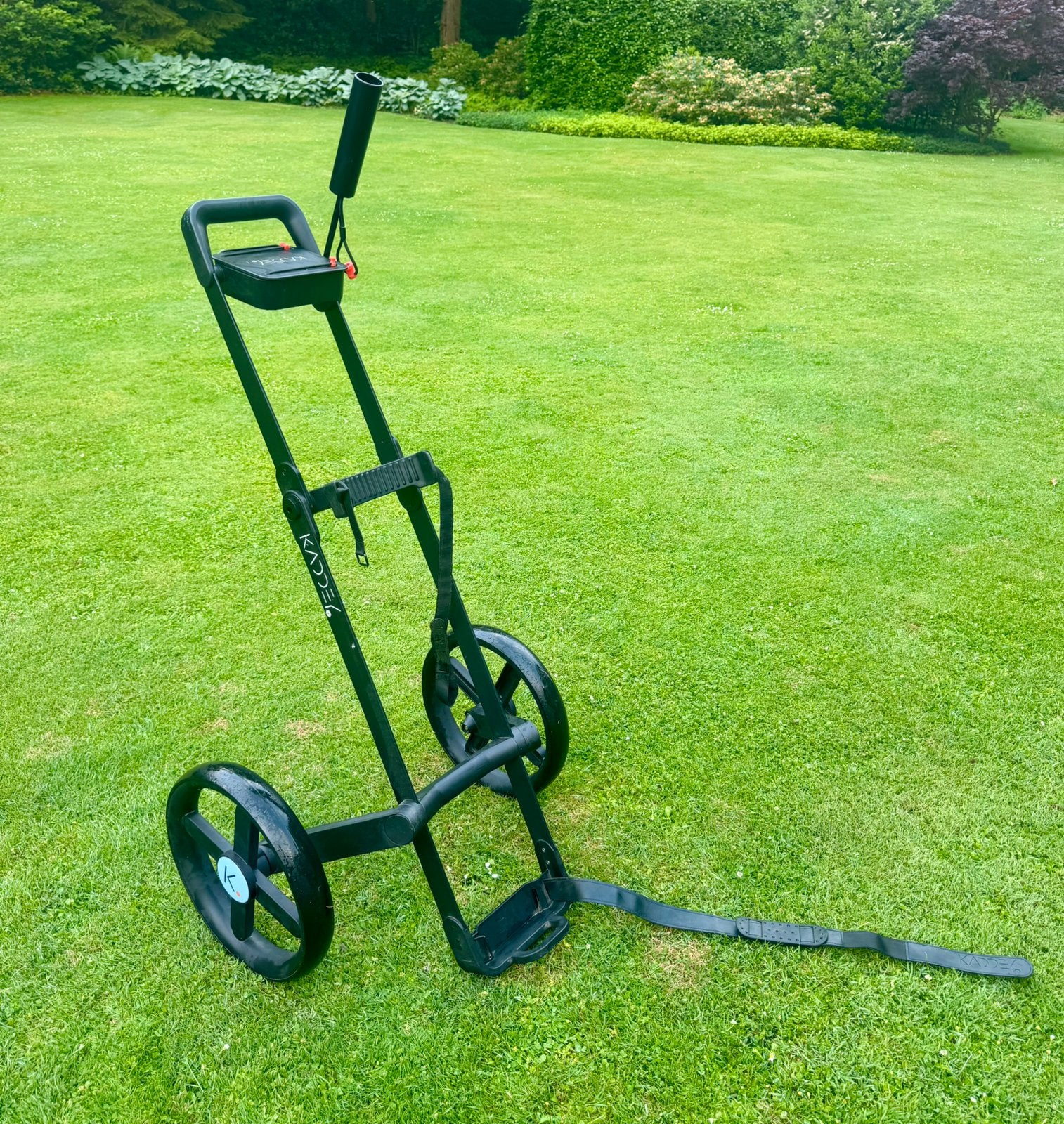 Kaddey Switch golf trolley plus paraplu houder. Golfkar, Ophalen, Zo goed als nieuw, Golfkar