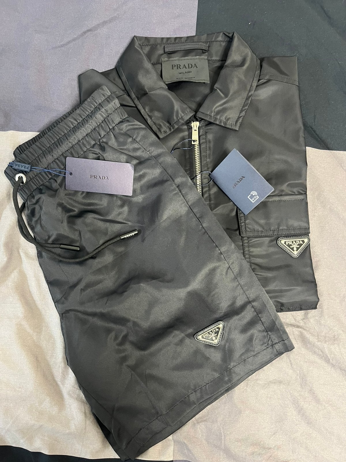 Prada setje, Ophalen of Verzenden, Nieuw, Maat 48/50 (M)