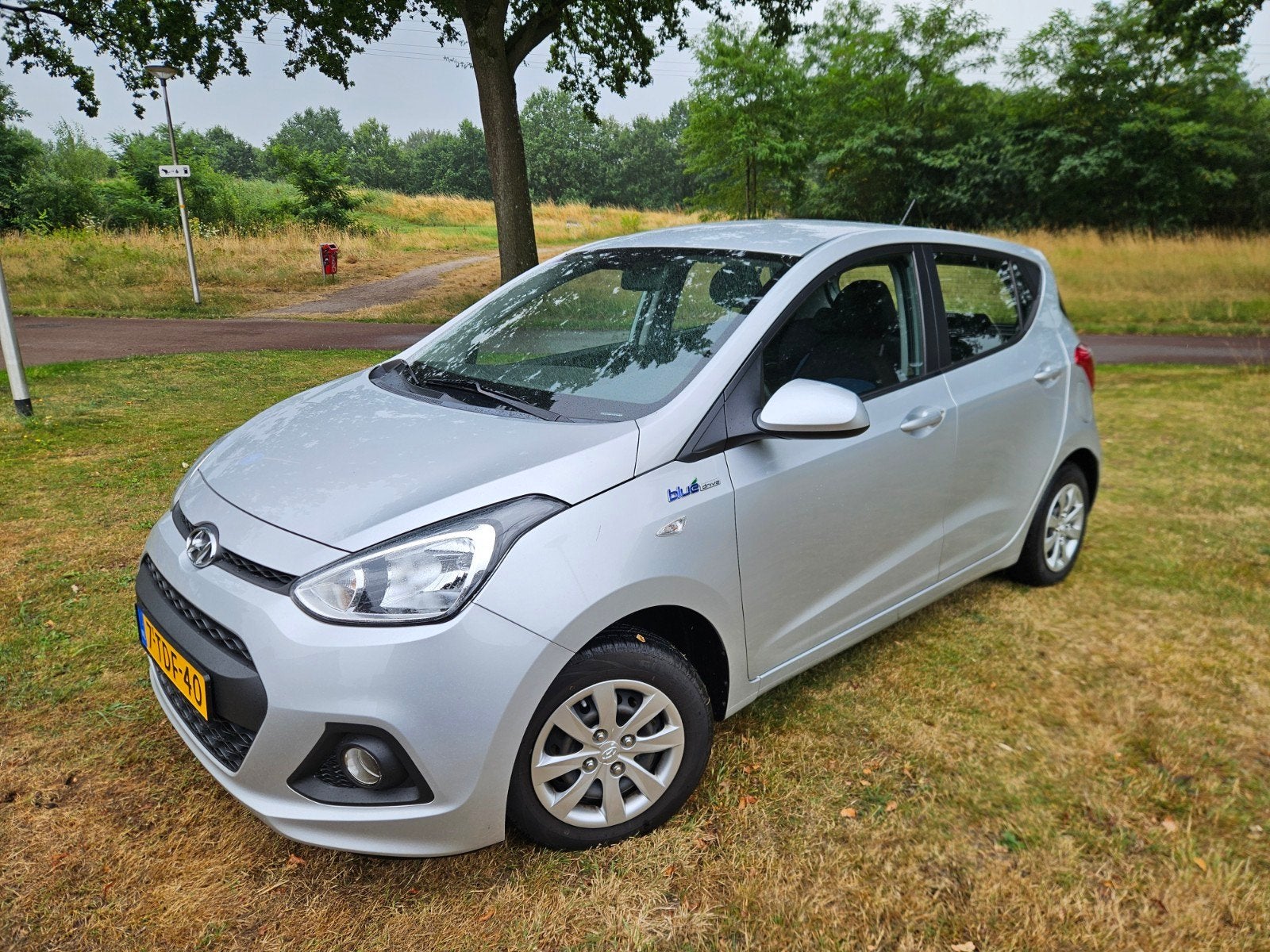 Hyundai i10 1.0 5DR 2014 Grijs airco carplay 73.000 km