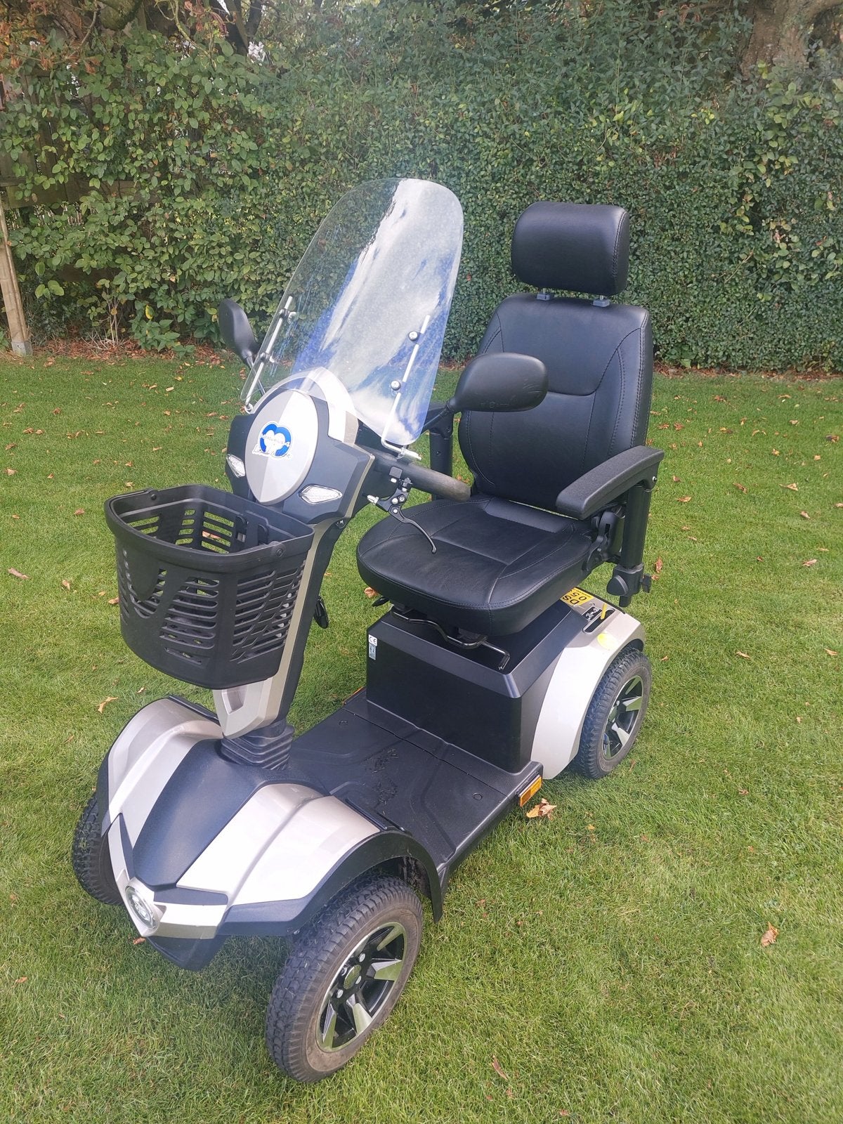 Scootmobiel Vermeiren champagne 4 wielen, Ophalen, Zo goed als nieuw, Vermeiren, 16 km/u of meer