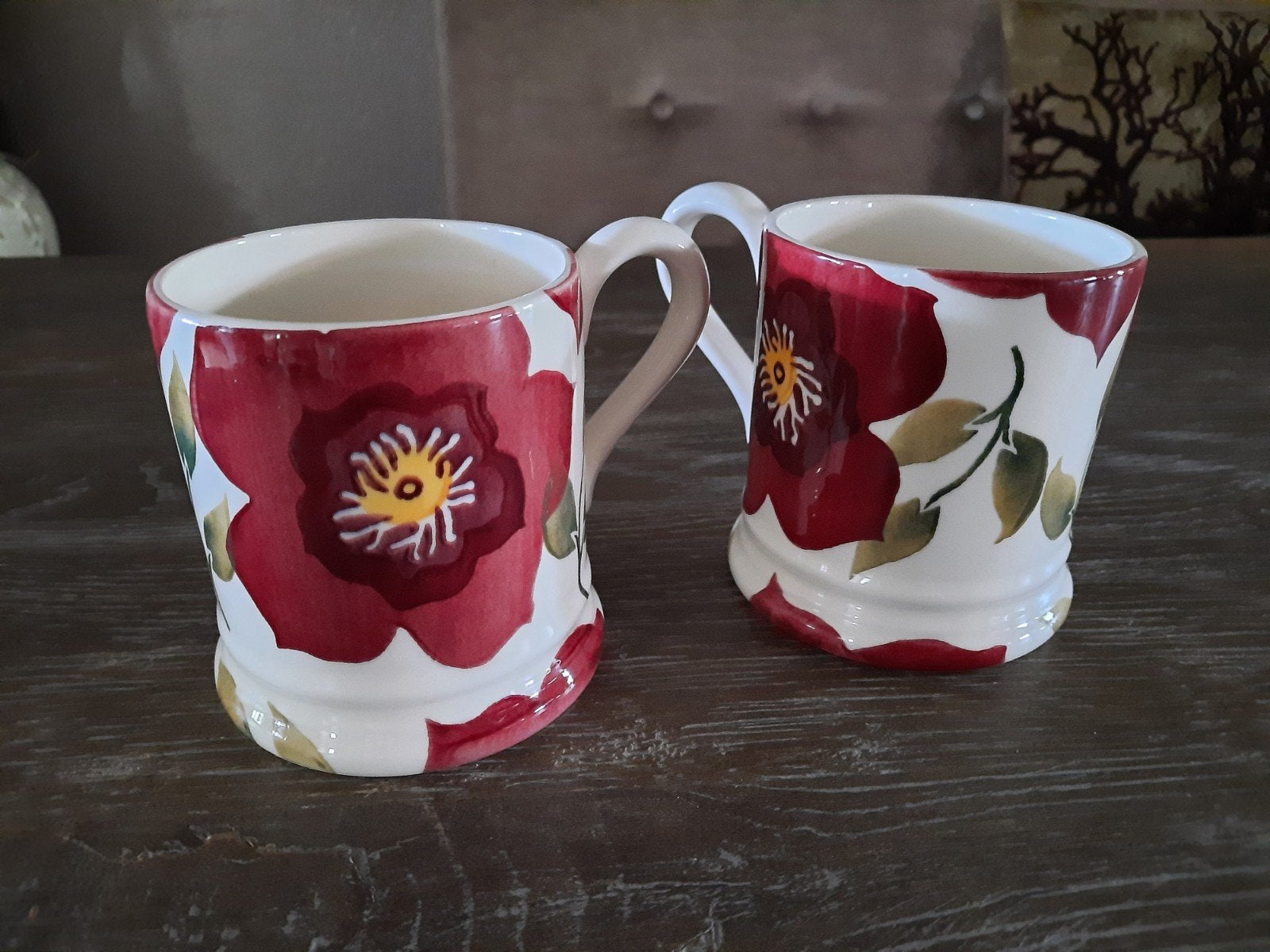 Emma Bridgewater 1/2 pint mugs Christmas Rose, Huis en Inrichting, Nieuw, Ophalen of Verzenden, Overige stijlen, Kop(pen) en/of Schotel(s)