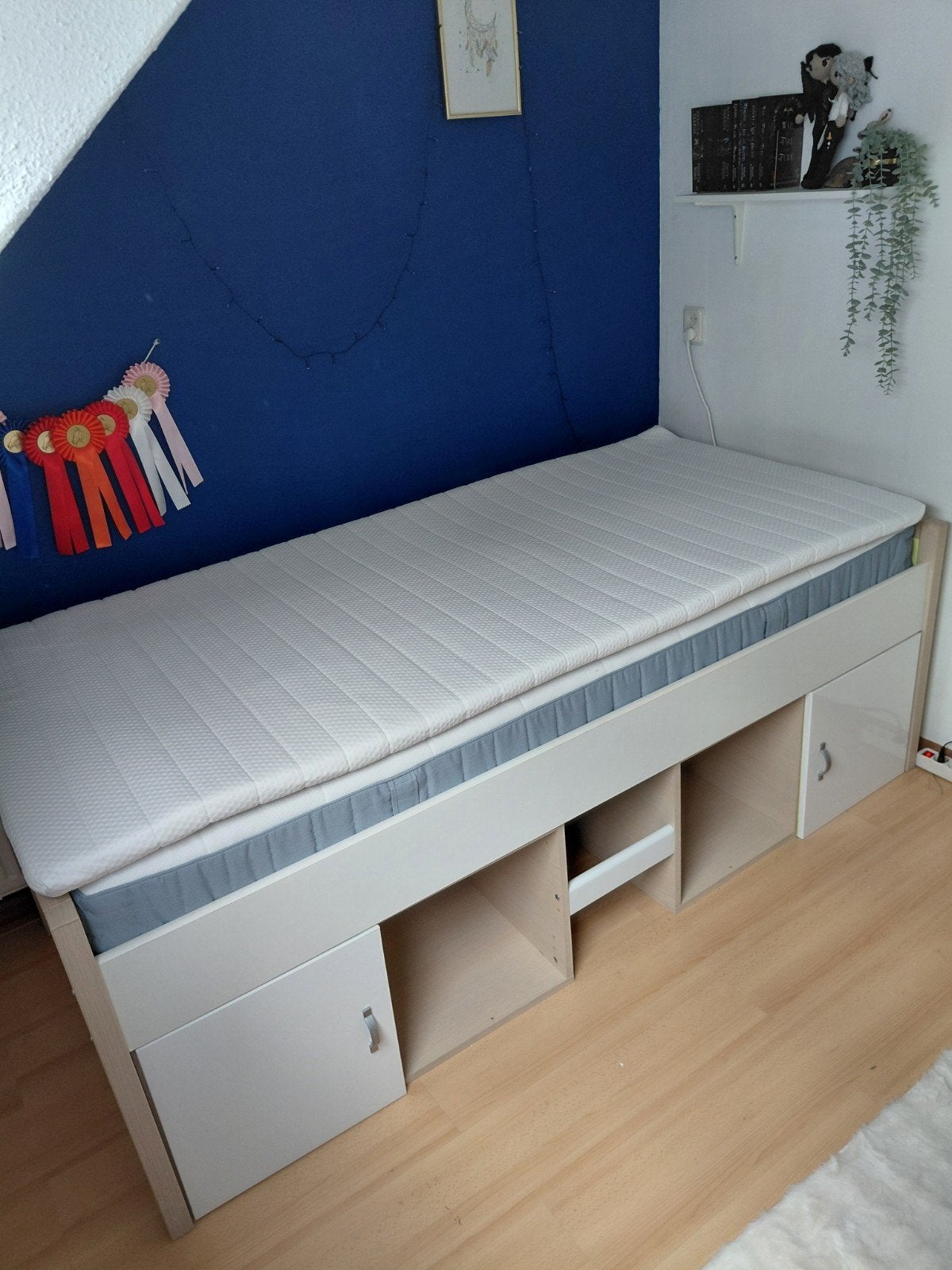 Bed + matras + (topper), Ophalen, 90 cm, Eenpersoons, Wit