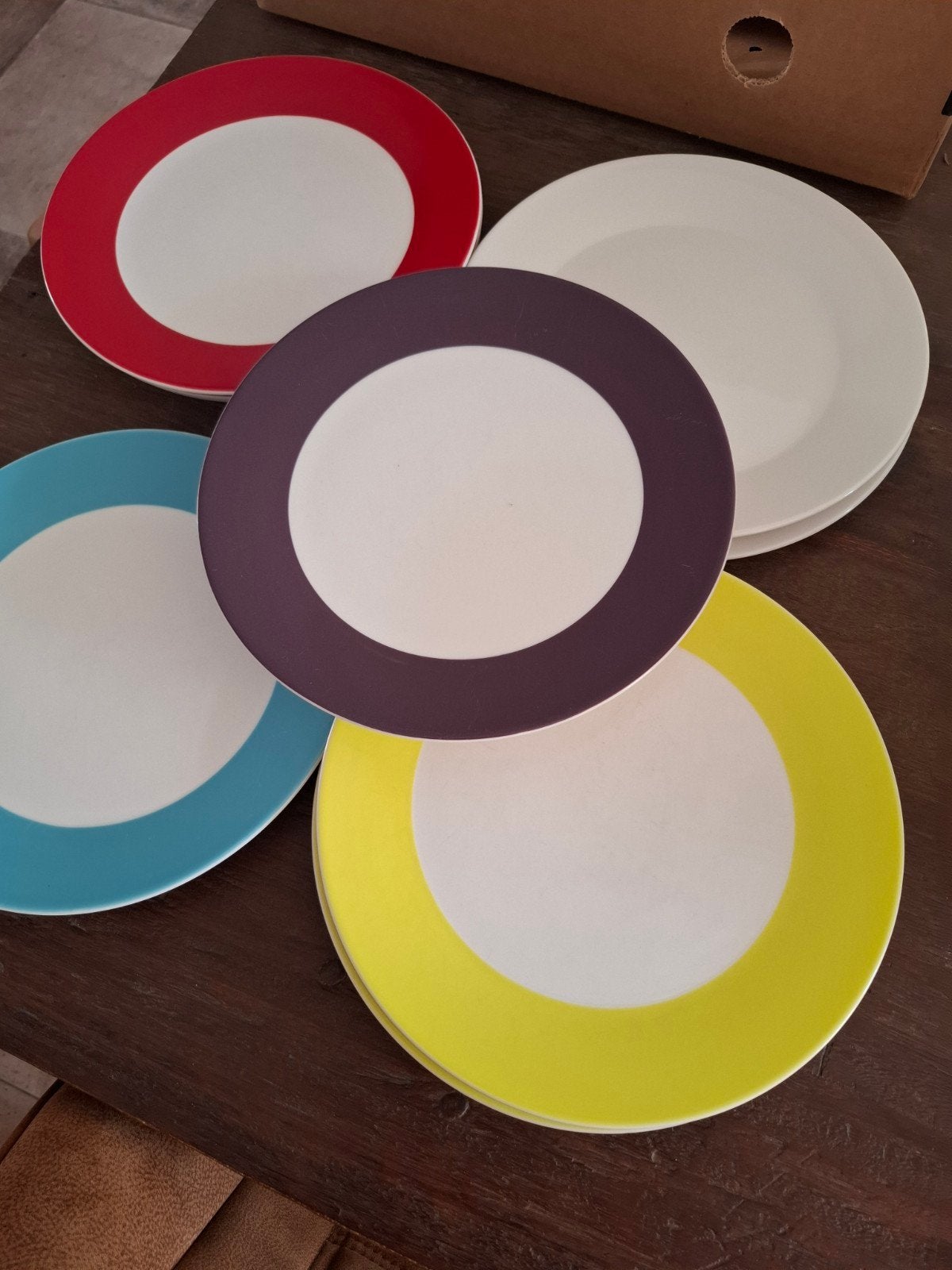 9 diner borden ceramic premier hema, Gebruikt, Ophalen of Verzenden, Bord(en), Overige stijlen