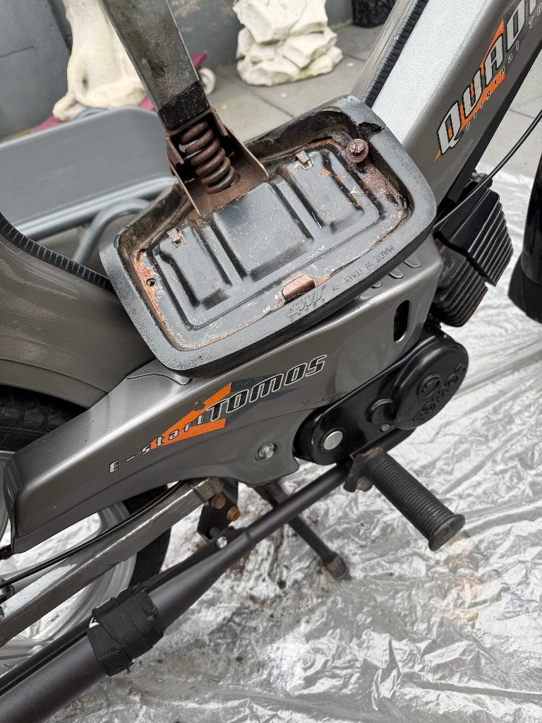 onderdelen  Tomos   scooter div  !, Fietsen en Brommers, Ophalen, Overige typen, Overige merken