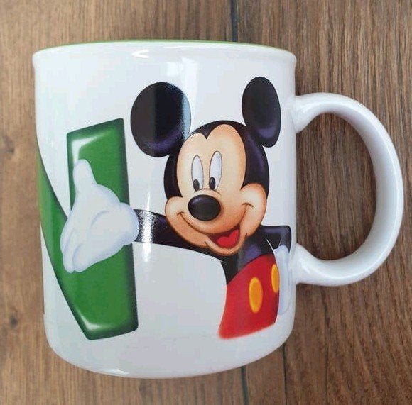 Mickey Mouse mok letter N Disneyland Parijs, Keramiek, Ophalen of Verzenden, Zo goed als nieuw, Overige stijlen