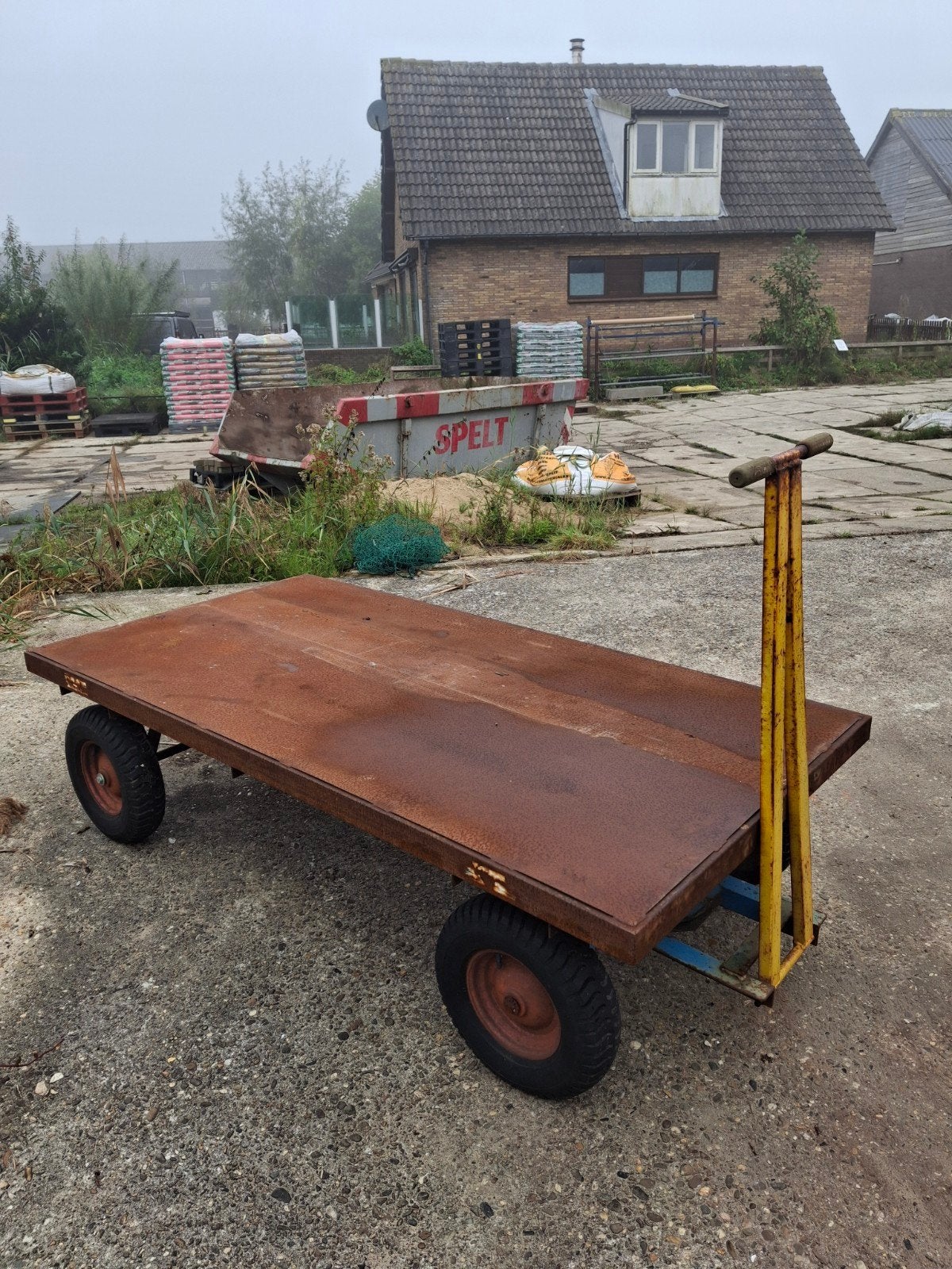 platte kar 200 x 100 cm hoogte 52 cm 4 luchtbanden, Doe-het-zelf en Verbouw, Ophalen, Transportkar, Onbekend, Onbekend