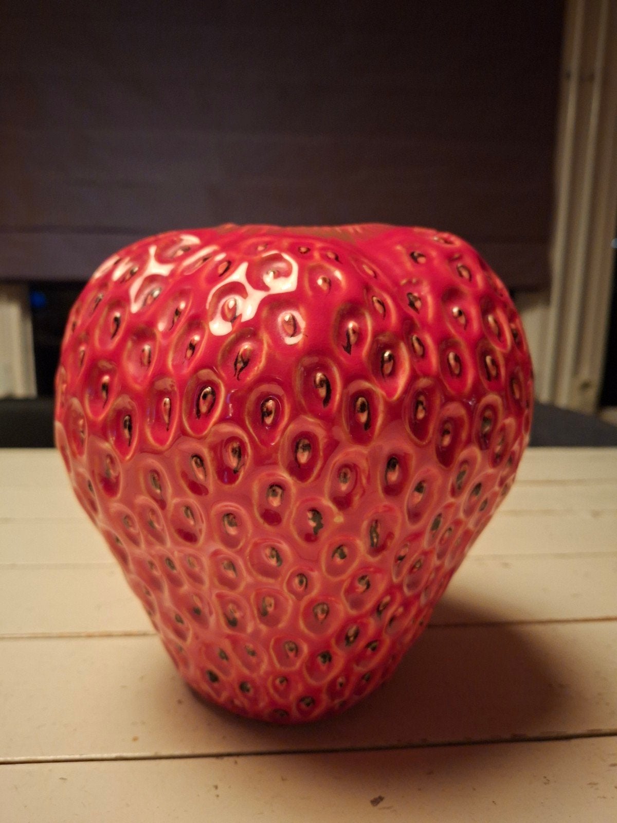 Aardbei vaas Des Pots - 20 cm, Huis en Inrichting, Met patroon/structuur, Ophalen of Verzenden, Zo goed als nieuw, Steen/keramiek