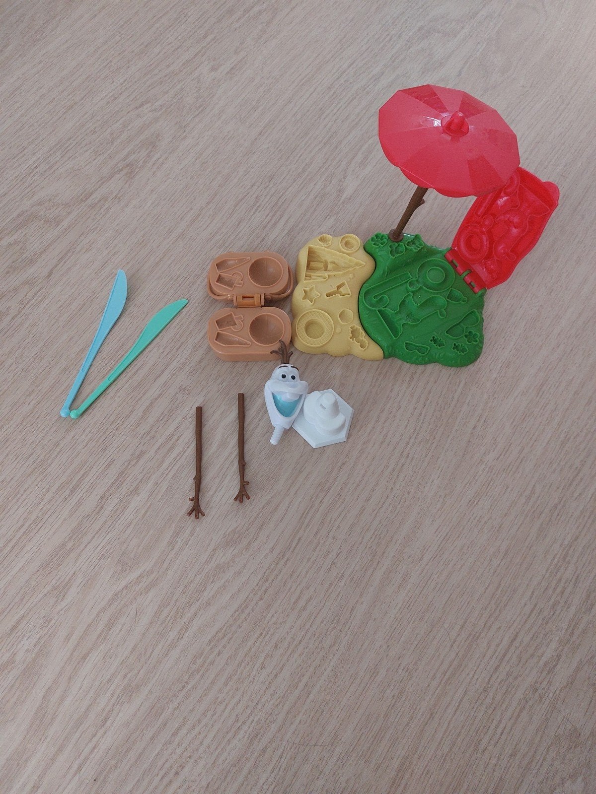 Play doh olaf summer time set, Kinderen en Baby's, Speelgoed | Overig, Ophalen of Verzenden, Zo goed als nieuw, Jongen of Meisje