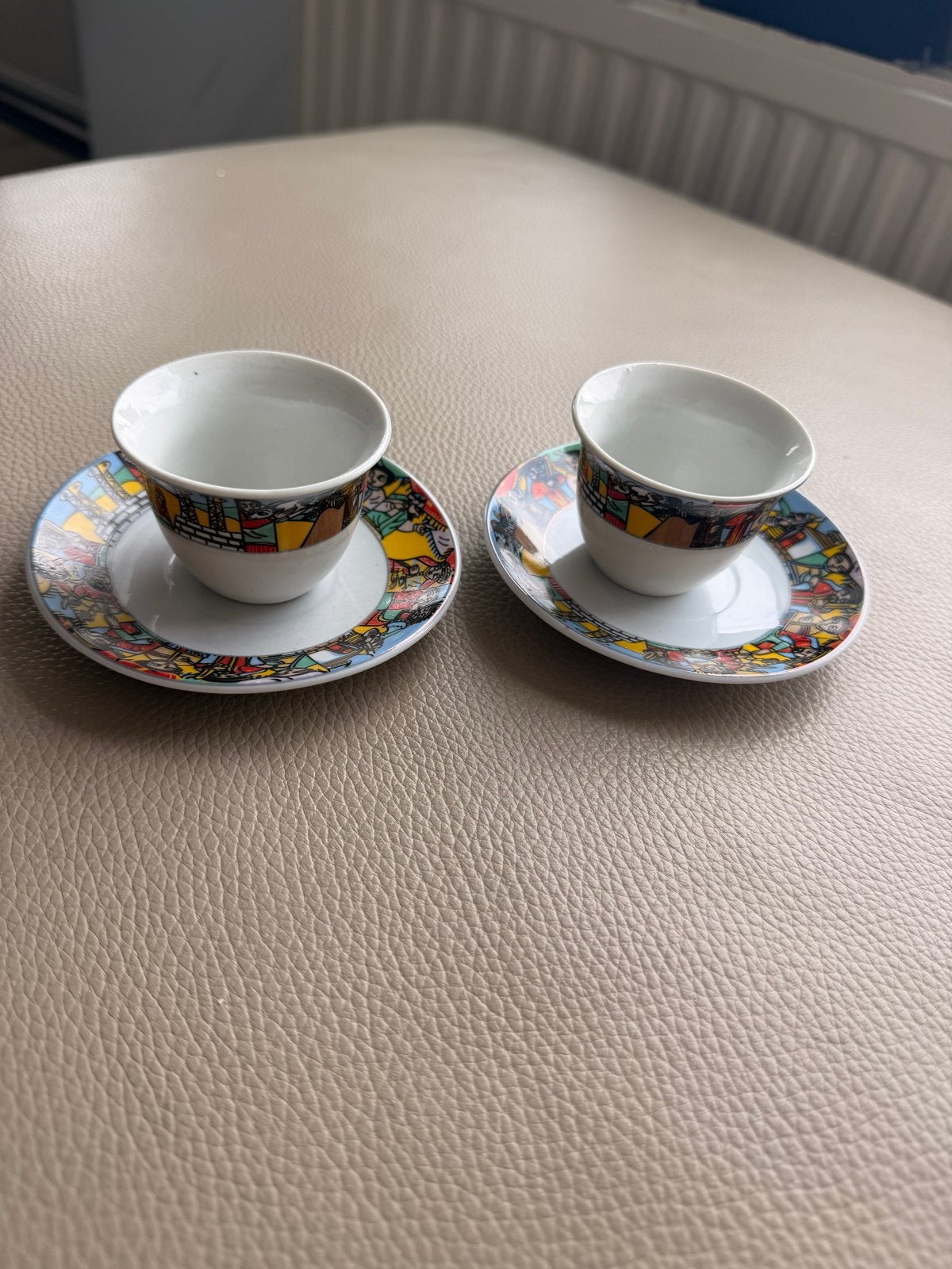Espresso / Mocca kopjes met schotels - Qahwa design, Keramiek, Ophalen of Verzenden, Zo goed als nieuw, Overige stijlen