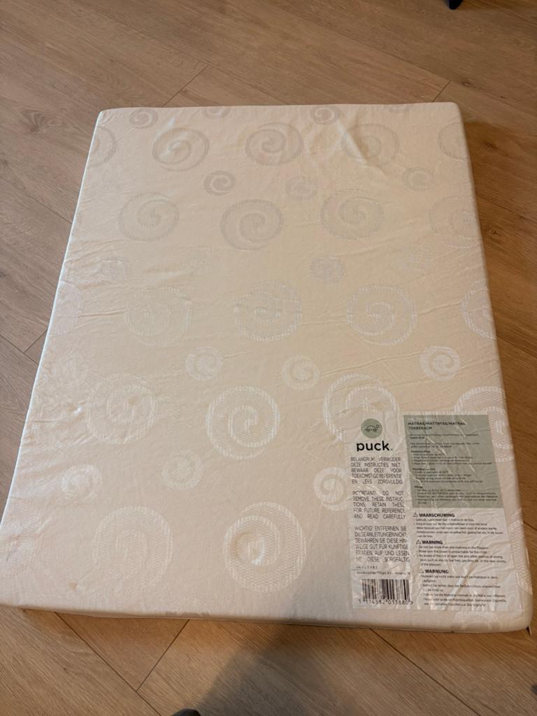 Puck boxmatras, Kinderen en Baby's, Boxen, Ophalen, Zo goed als nieuw