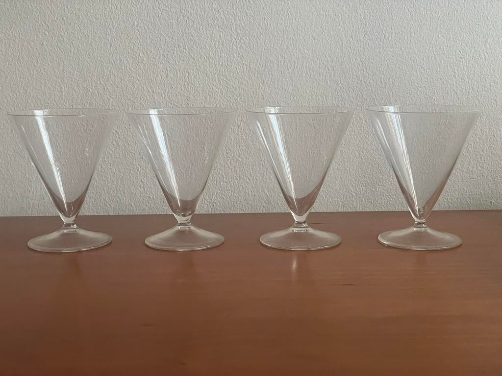 Gerard Muller: 4 Funnel glazen gr. Val St Lambert na 1920, Ophalen of Verzenden