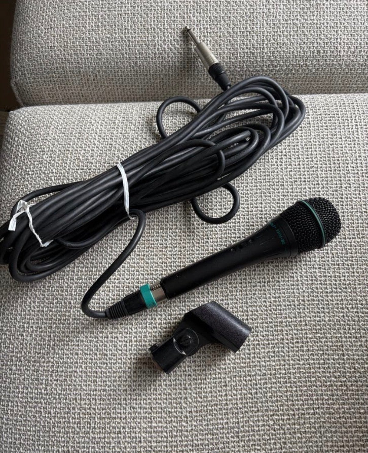 Pro DJ PDM-B2 Dynamische Microfoon met Kabel en Klem, Muziek en Instrumenten, Ophalen of Verzenden, Gebruikt, Zangmicrofoon