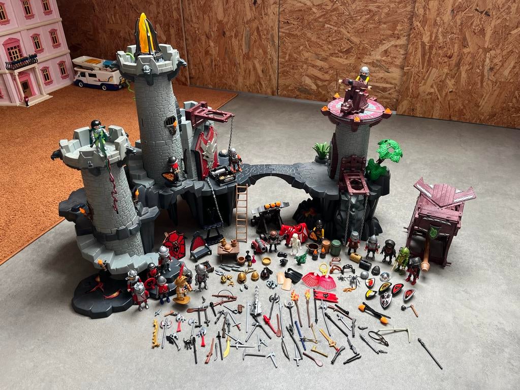 Playmobil kasteel ridders met veel extra's, Ophalen of Verzenden, Zo goed als nieuw