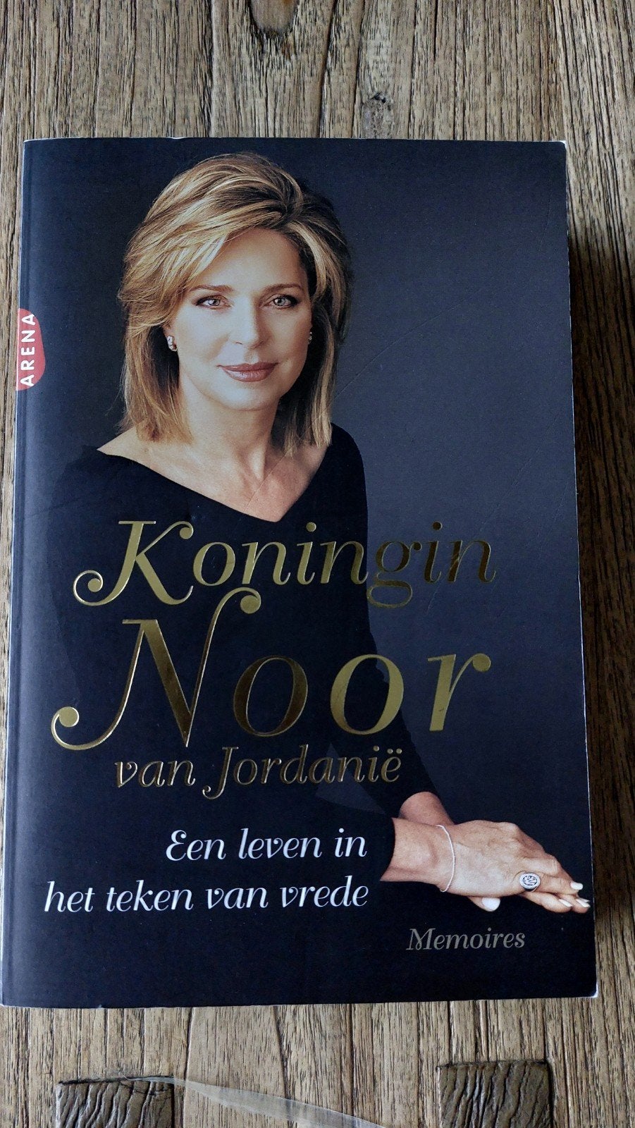 Koningin Noor van Jordanië - Leven in het teken van vrede, Boeken, Ophalen of Verzenden, Gelezen, Koningin Noor, Politiek