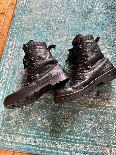 Legerkisten / gevechtslaarzen., Verzamelen, Militaria | Algemeen, Landmacht, Kleding of Schoenen, Nederland, Ophalen of Verzenden