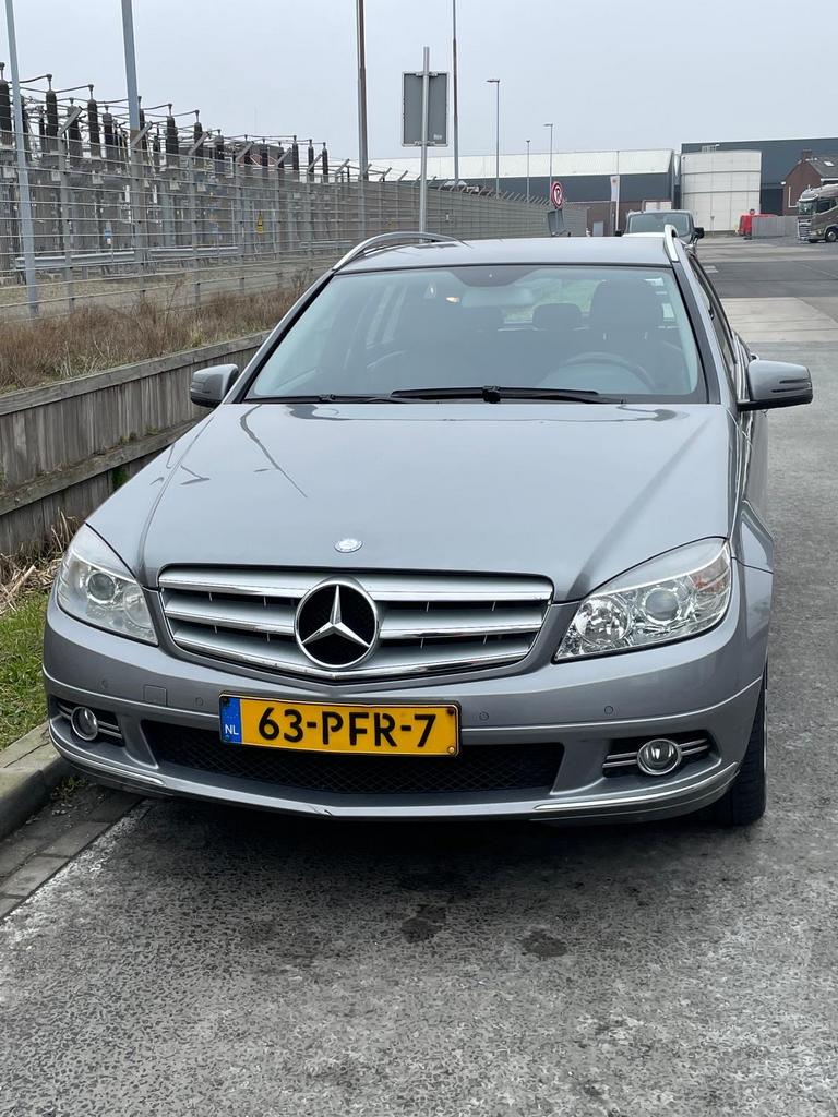 Mercedes-Benz C-Klasse 1.8 C180 CGI Estate 2011 Grijs, Auto's, Achterwielaandrijving, 1800 kg, Handgeschakeld, Particulier