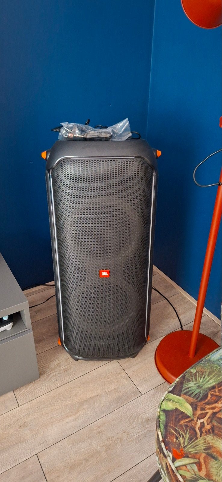 JBL Partybox 710 - Krachtige Party Speaker met Lichteffecten