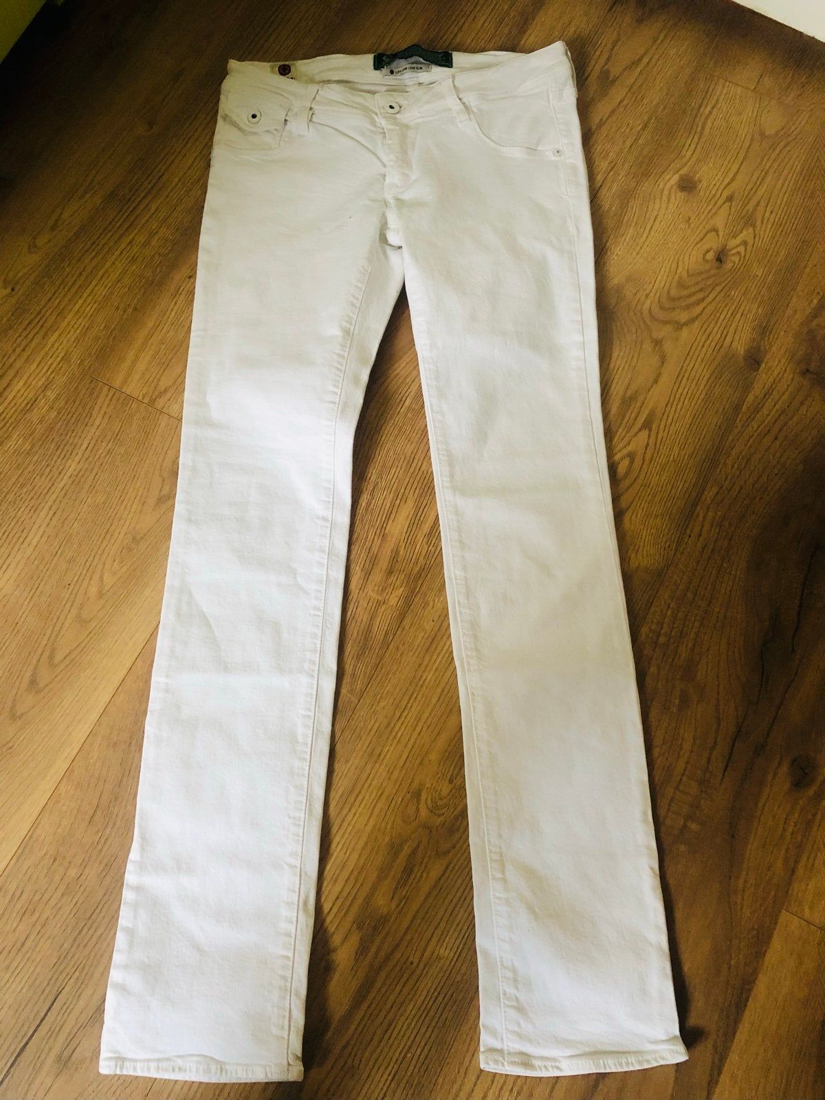 KUYICHI Lisa Low Lean Slim jeans wit maat 28/32, Wit, Ophalen of Verzenden, Zo goed als nieuw, Maat 36 (S)