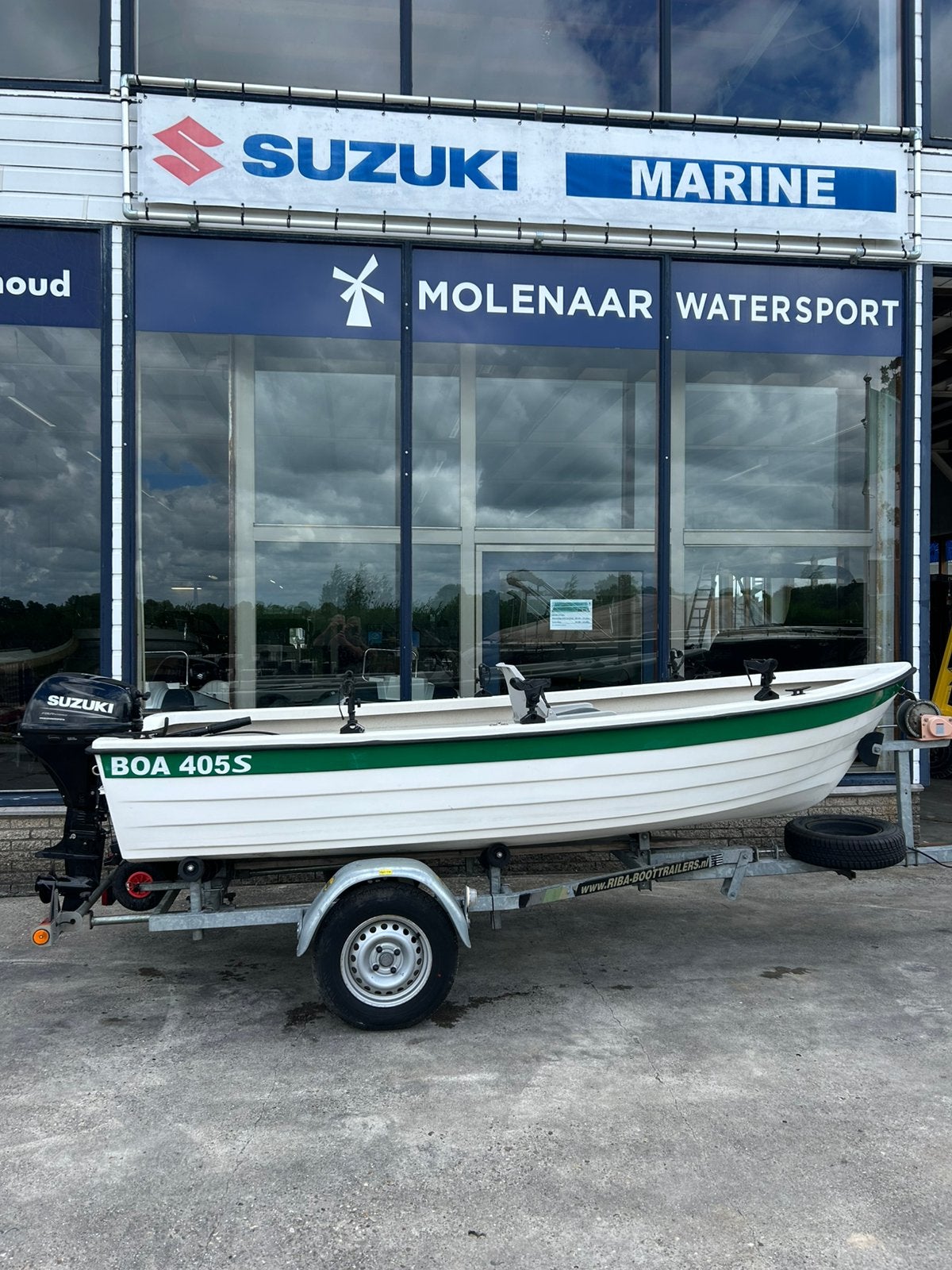 Leuke BOA 405S vis / toerboot met bijna nieuwe Suzuki 9.9, Ophalen, Overige merken, Gebruikt, 4 m