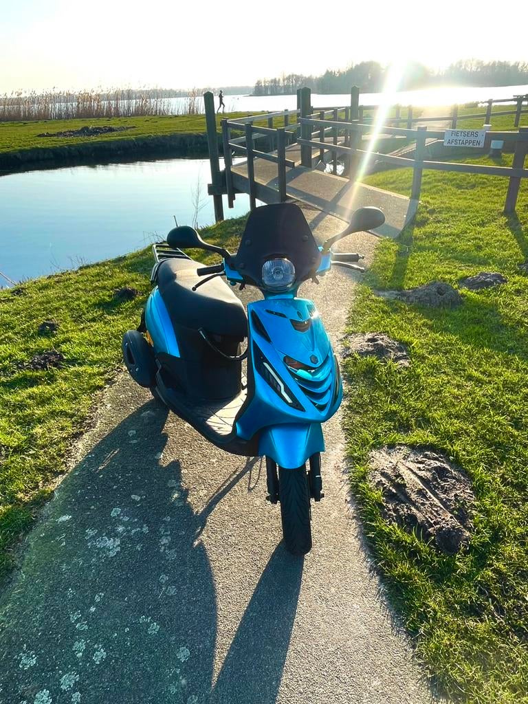 Piaggio Zip 80cc 3v !!FULL MALOSSI!!, Ophalen of Verzenden, Zo goed als nieuw, Benzine, Zip