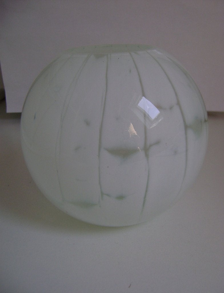Vaas rond bol melkglas wit retro vintage, Ophalen of Verzenden, Gebruikt, Wit, Glas