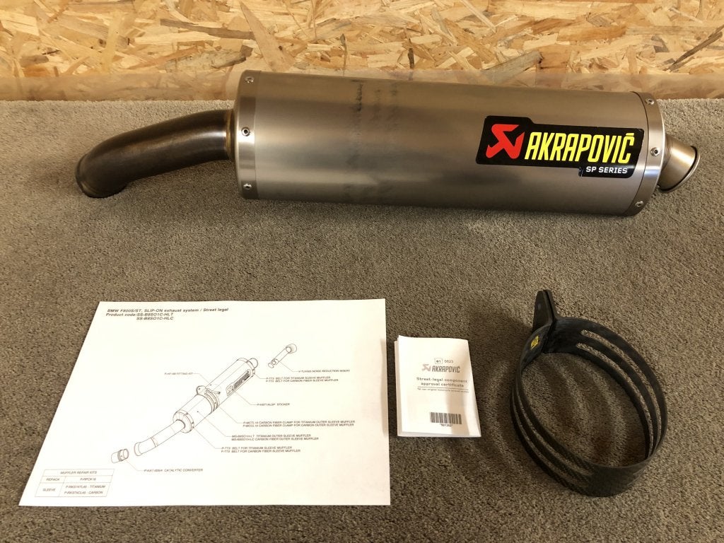 Akrapovic uitlaat demper BMW F800S F800ST F800 S ST 06-13, Motoren, Malo Hudo 8a, Ivan?na Gorica, 1295, SI, Gebruikt, Verzenden
