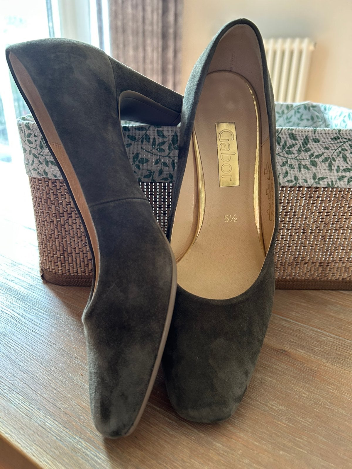 Gabor suede pumps, groen. Maat 38,5, Ophalen of Verzenden, Zo goed als nieuw, Groen