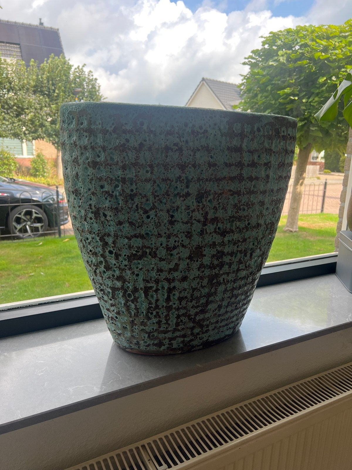 Prachtige Grote Bloempot 50x30x50 - Uniek Design, Tuin en Terras, Bloempotten, Ophalen of Verzenden, Zo goed als nieuw, Overige materialen