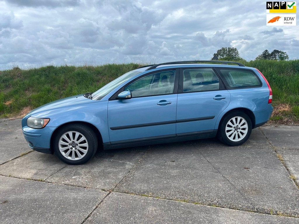 Volvo V50 2.4 APK 02-2027, Auto's, Volvo, Gebruikt, 700 kg, Blauw, Origineel Nederlands