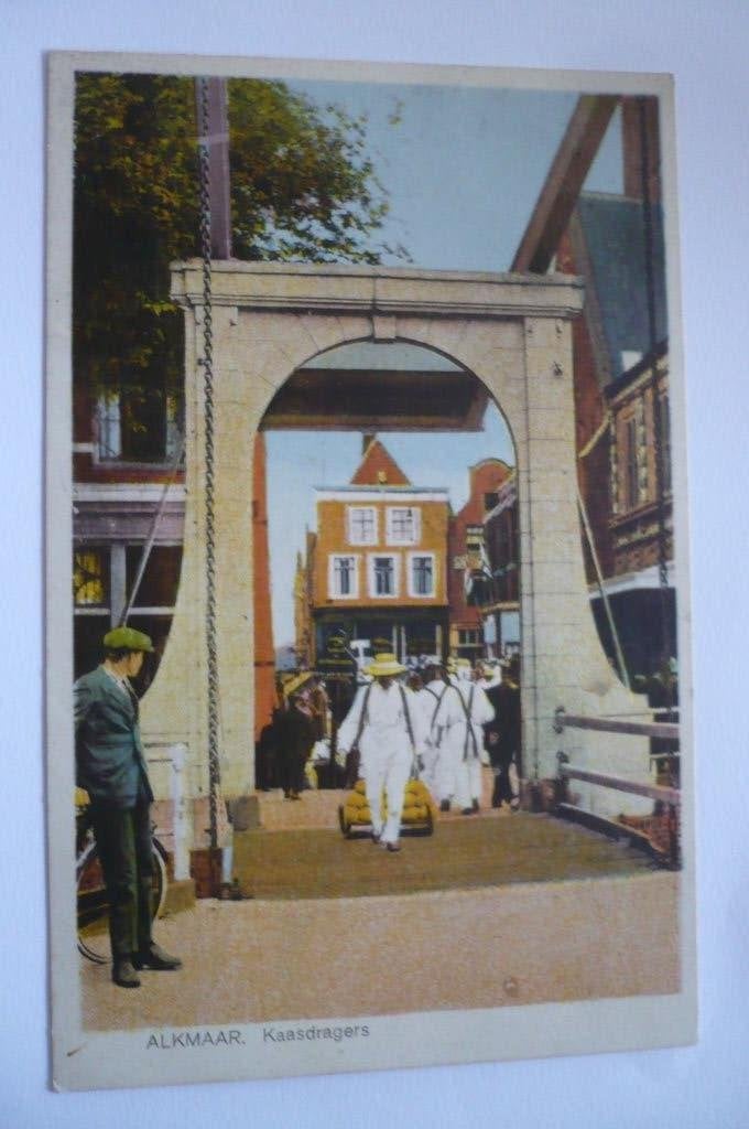 alkmaar kaasdragers op brug met trein blokstempel 26-VII-29, Ophalen of Verzenden, Voor 1920, Gelopen, Noord-Holland