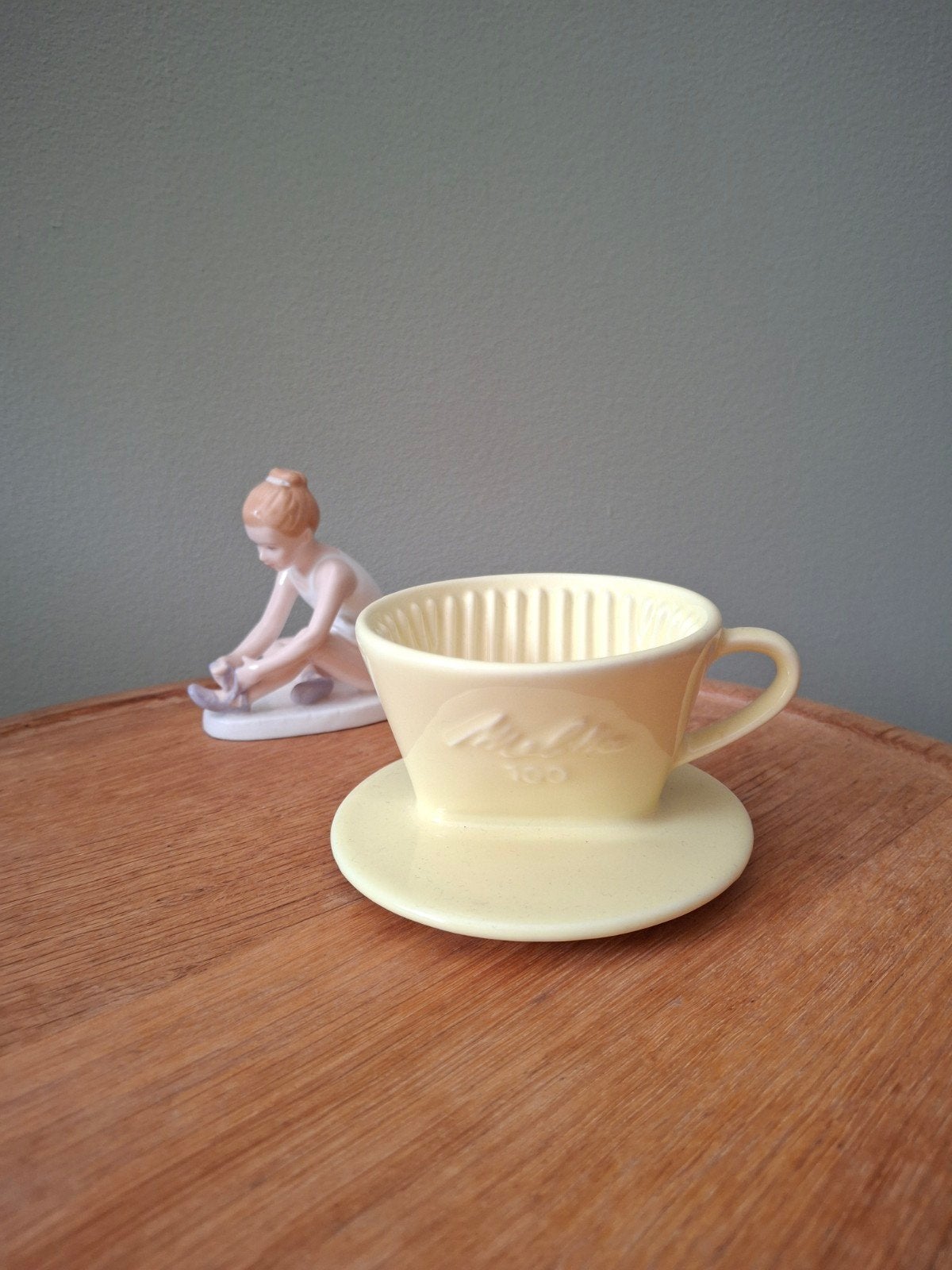 Melitta filter 100 - Pastel Geel, Antiek en Kunst, Ophalen of Verzenden