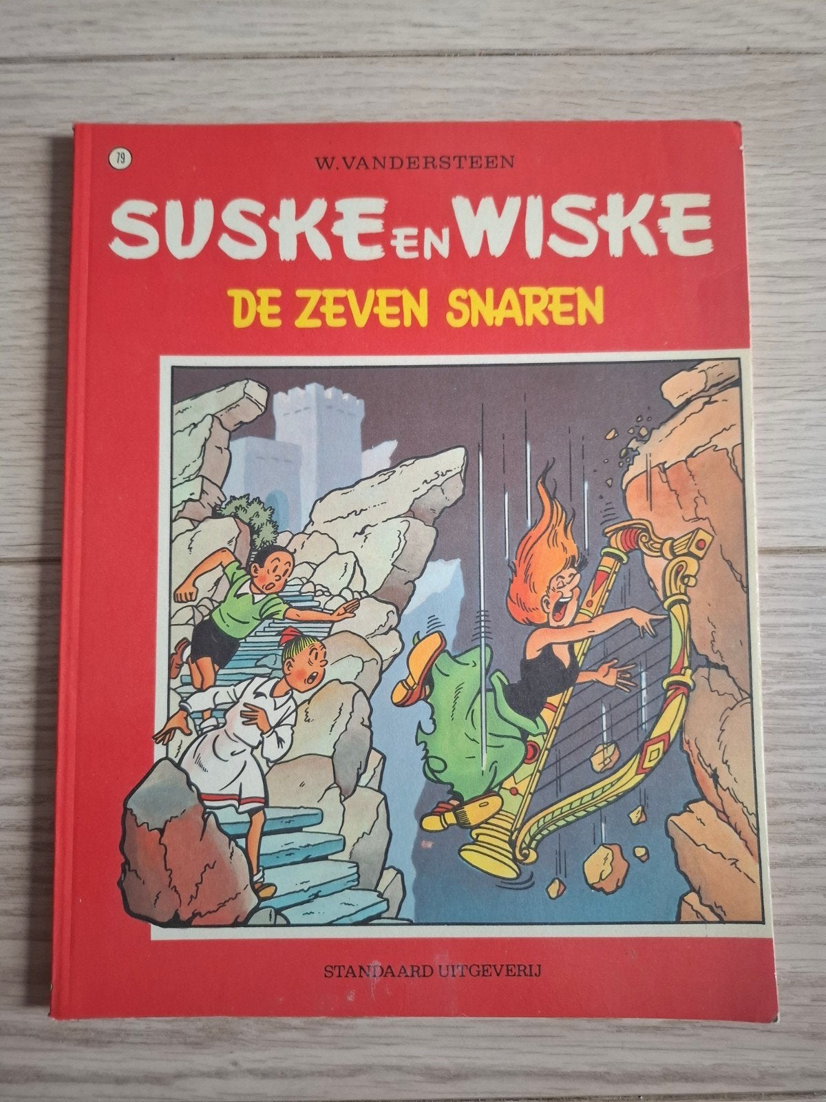Suske en Wiske - De Zeven Snaren (nummer 79), Boeken, Gelezen, Willy Vandersteen, Eén stripboek, Ophalen of Verzenden