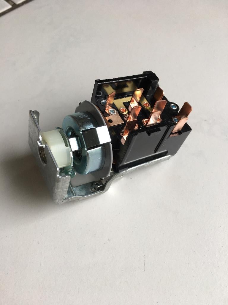 Te koop lichtschakelaar (79+) Dodge w200 d200 ramcharger, Ophalen of Verzenden