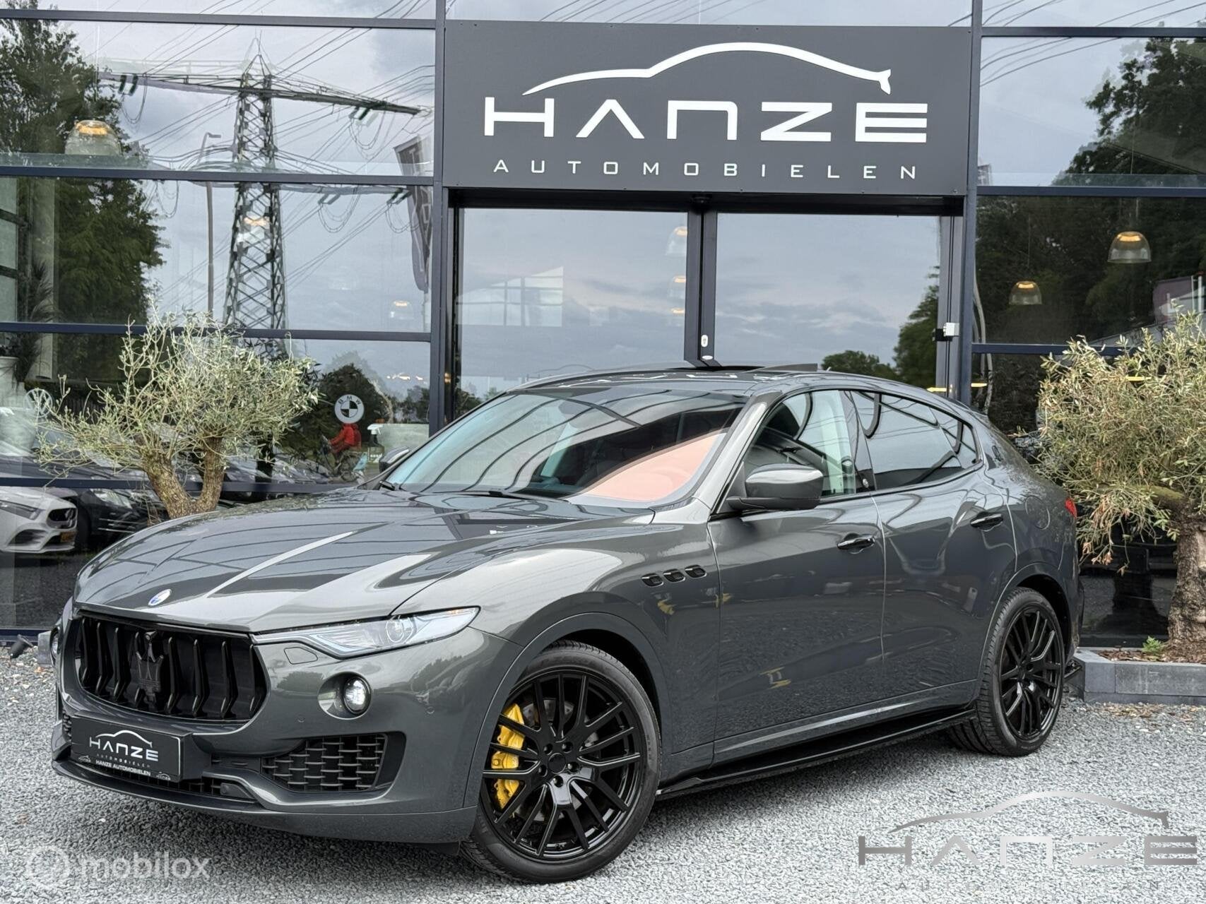 Maserati Levante 3.0 V6 S|Q4|Maxton|360°|Luchtvering|Pano|H, Automaat, 430 pk, Gebruikt, 2084 kg