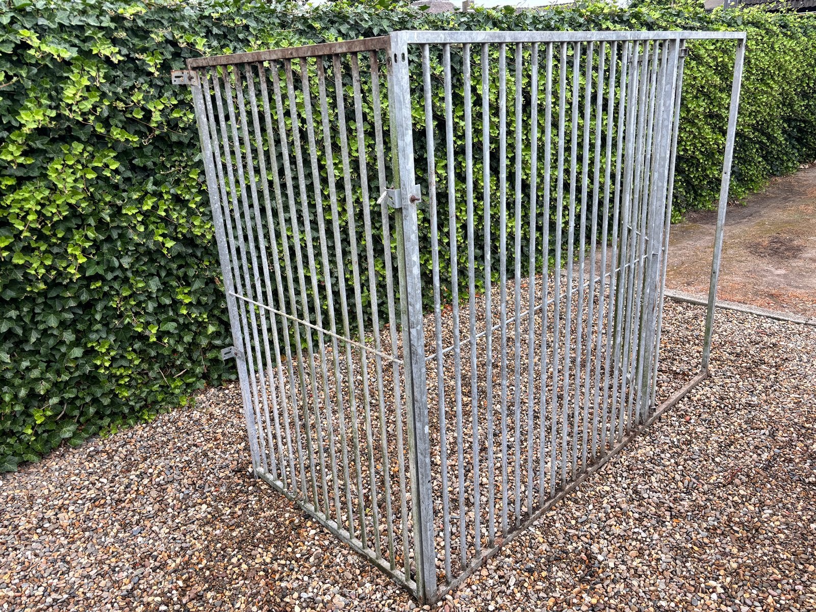 Gegalvaniseerde panelen, Ophalen, Hondenkennel, 100 cm of meer, 110 cm of meer