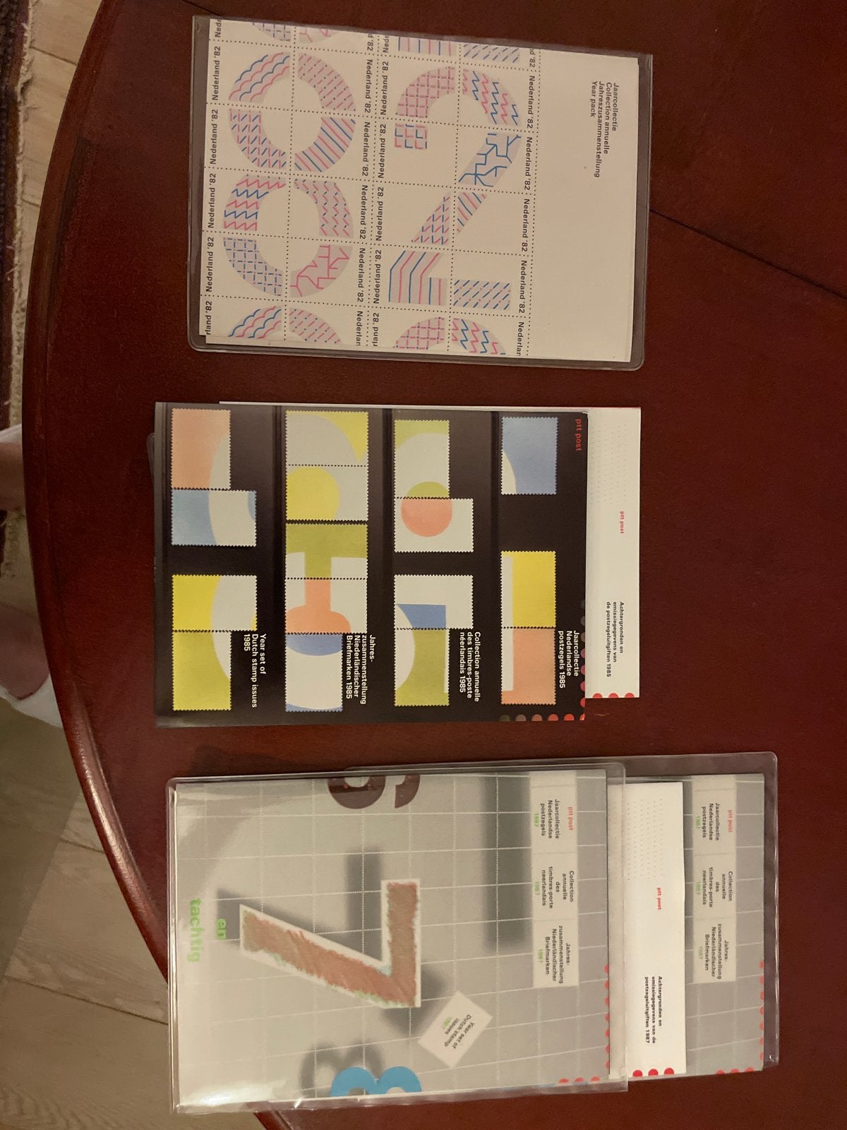 Jaarcollectie Nederlandse postzegels 1982, 1985 en 1987, Postzegels en Munten, Ophalen of Verzenden, Na 1940, Postfris