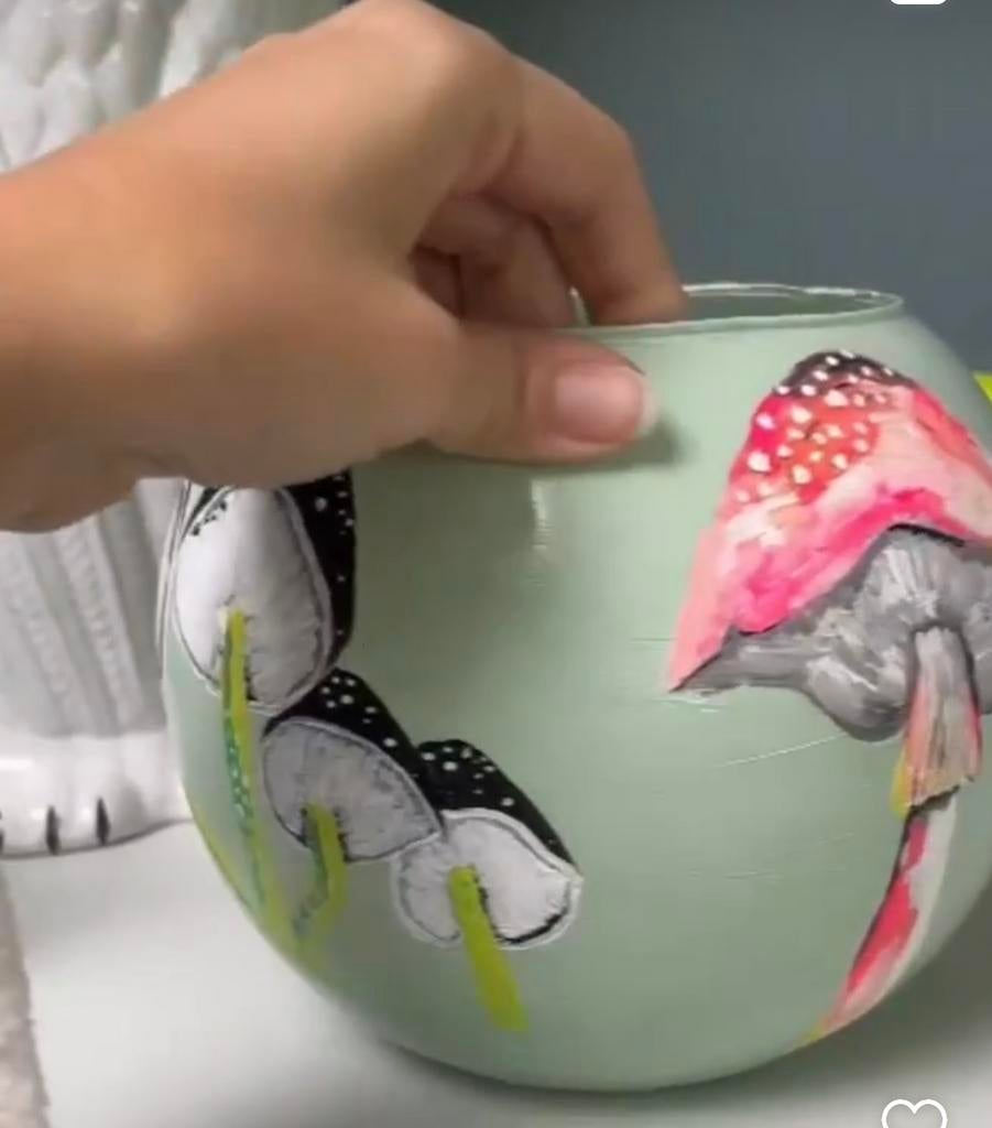 Unieke handbeschilderde vaas met paddenstoelen, Antiek en Kunst, Ophalen