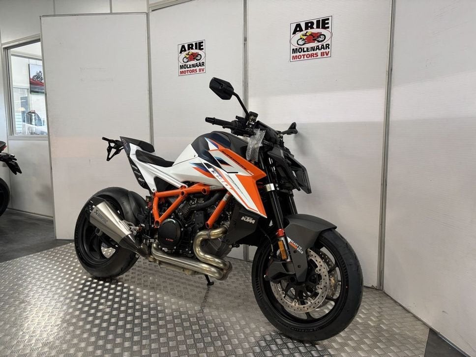 KTM 1390 SUPER DUKE RR (bj 2026), 2 cilinders, KTM, Bedrijf, Onbekend