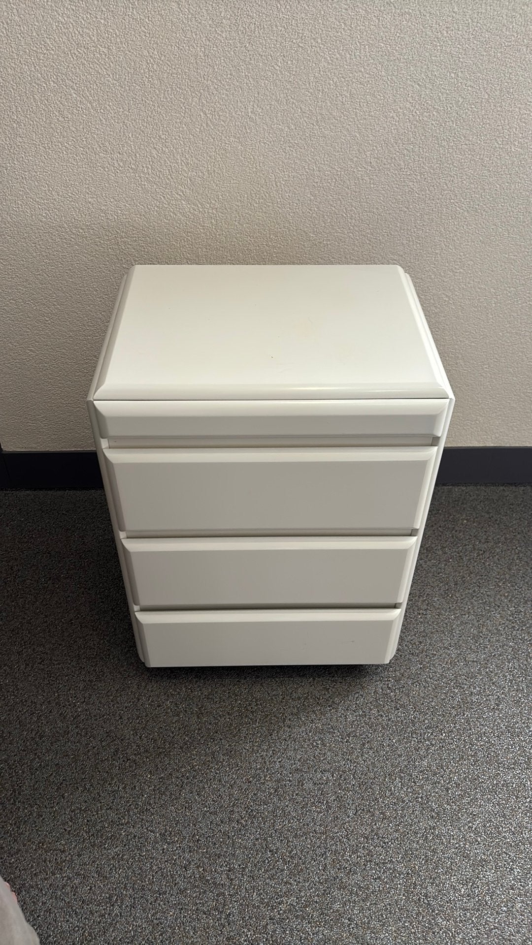 MDF Nachtkastjes Wit H72XB52XD39, Ophalen, Zo goed als nieuw, 25 tot 50 cm, Minder dan 100 cm