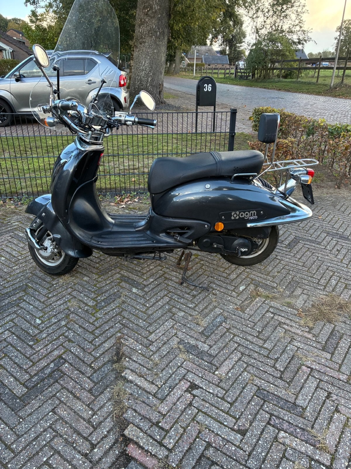 AGM Retro Scooter - zwart, 2825 km, Max 35 km/u, Ophalen, Gebruikt, 0 versnellingen, Maximaal 25 km/u