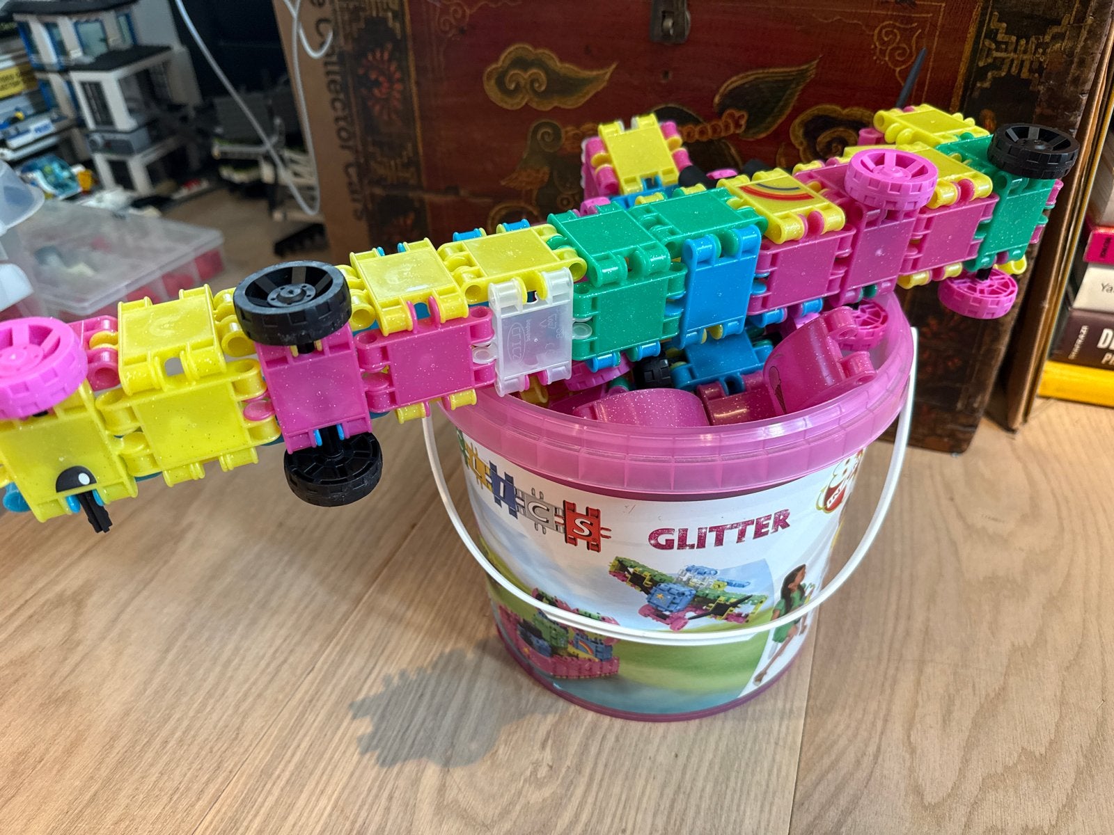 Clics Glitter bouwblokken met emmer (zonder deksel), Kinderen en Baby's, Ophalen of Verzenden, Gebruikt, Overige merken
